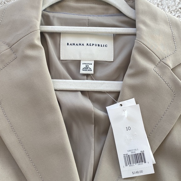 NWT Banana Republic blazer - stretch material size 10 - Picture 2 of 4